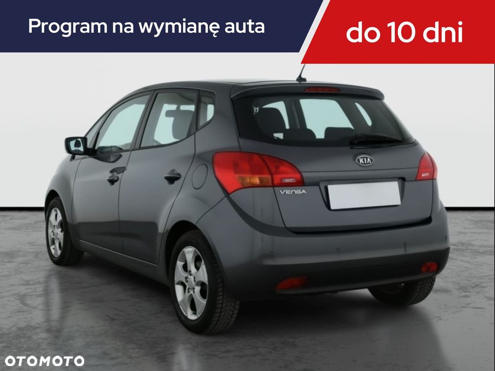 Kia Venga - 6