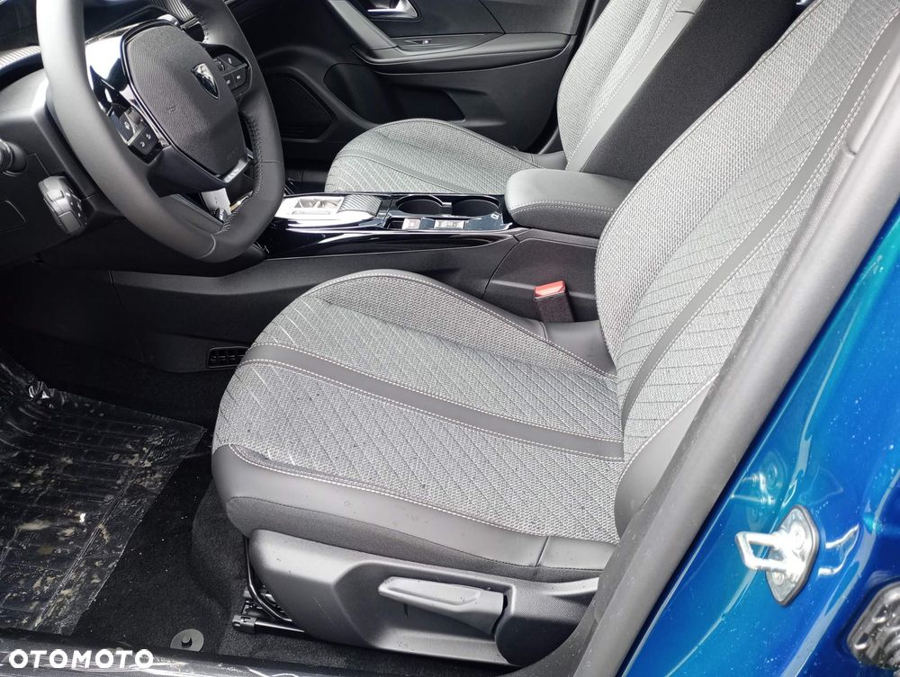 Peugeot 2008 PureTech mHEV Allure e-DCS6 - 14