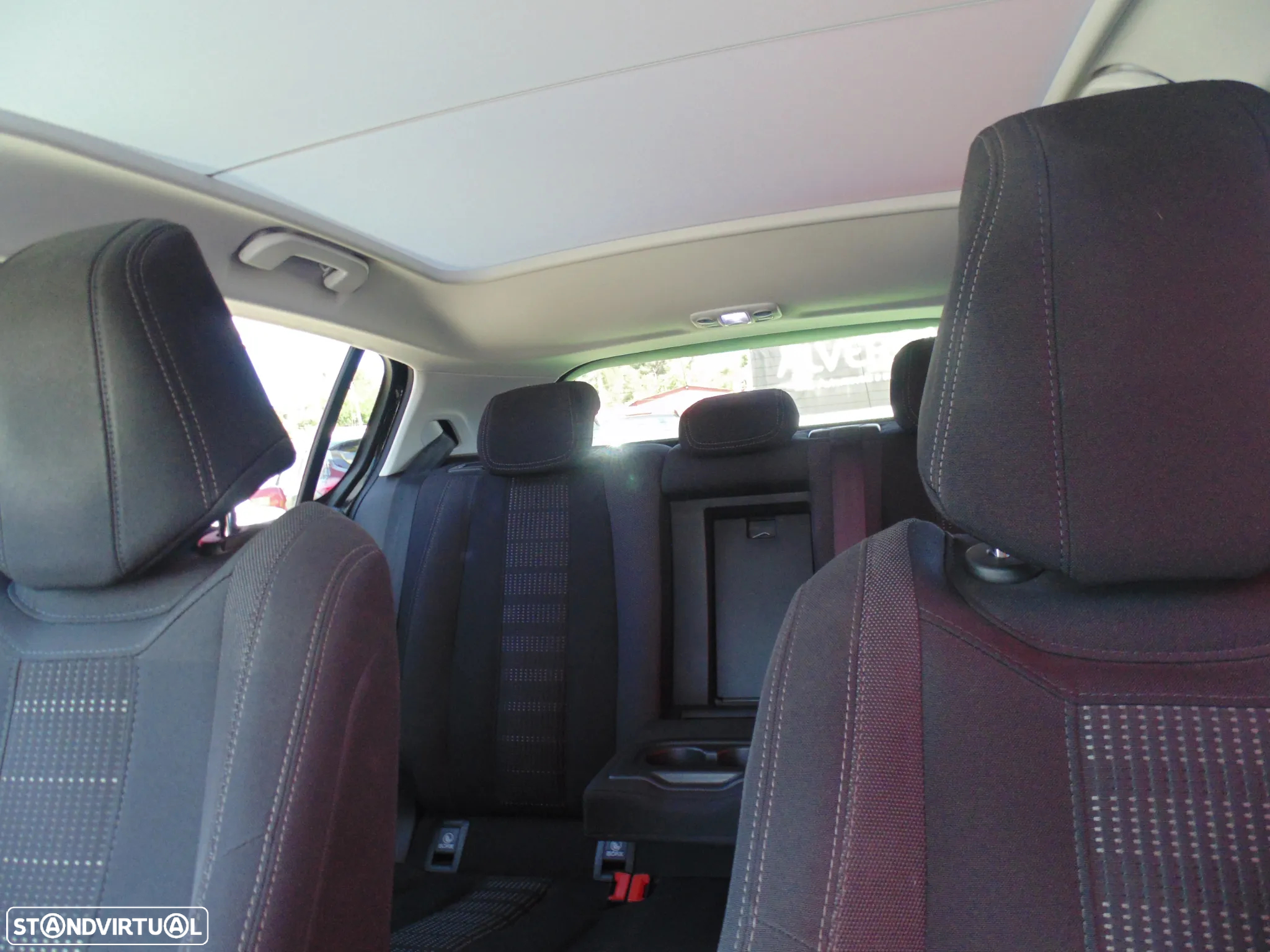 Peugeot 308 1.6 BlueHDi Allure J17 - 35