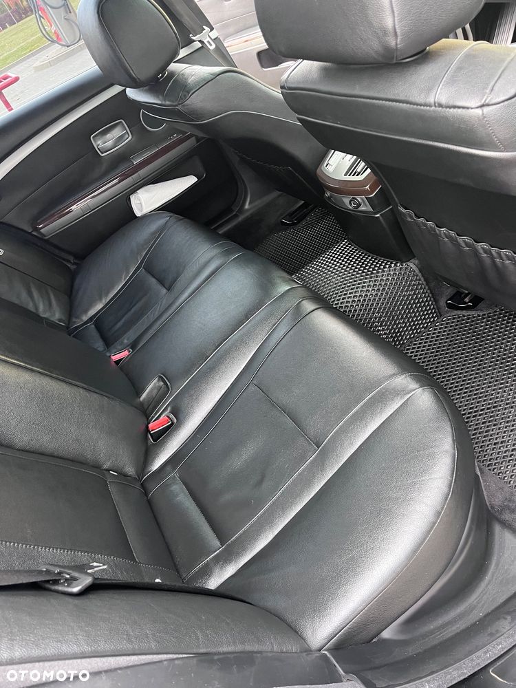 BMW Seria 7 730d - 4