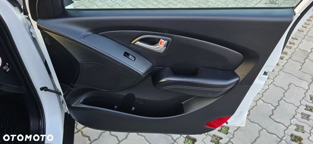 Hyundai ix35 2.0 CRDi 4WD Automatik Premium - 29