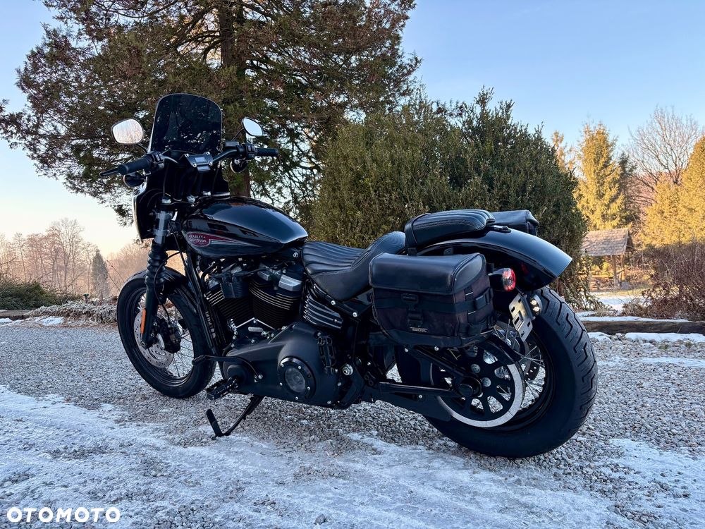 Harley-Davidson Softail Street Bob - 6