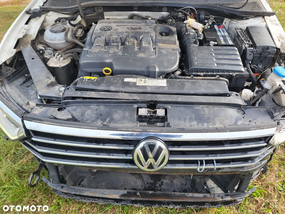 Volkswagen Passat 2.0 TDI BMT Highline DSG - 11