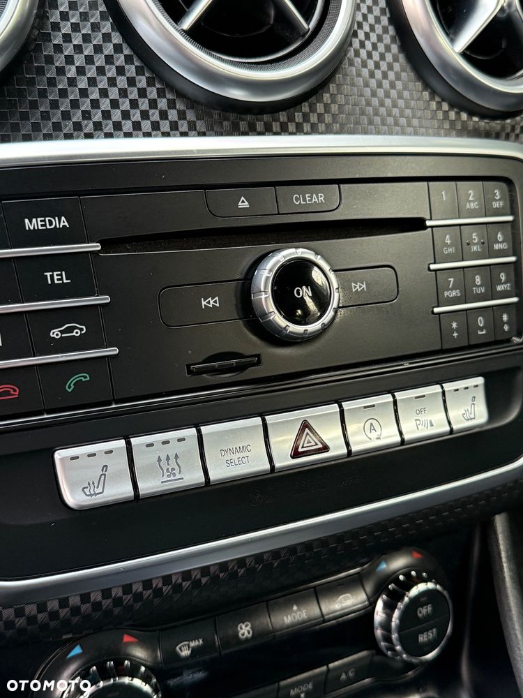 Mercedes-Benz Klasa A 220 d 4Matic 7G-DCT - 12