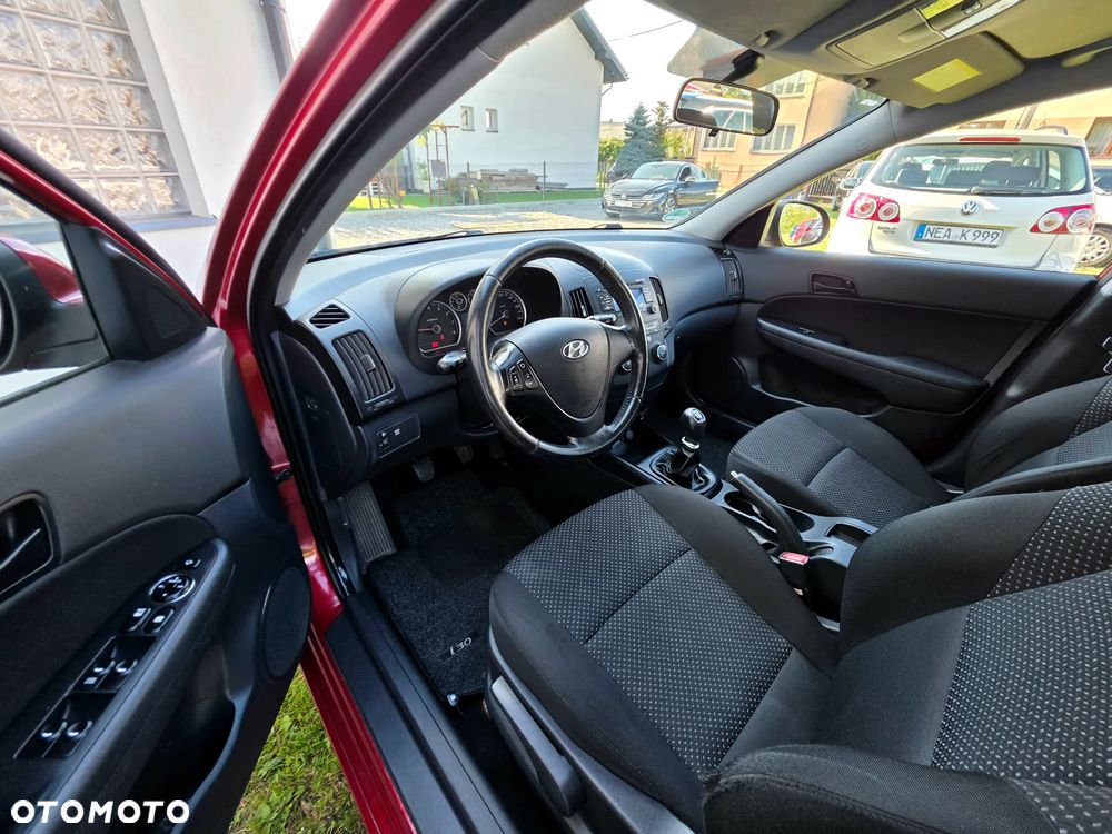 Hyundai i30 1.4 FIFA WM Edition - 7