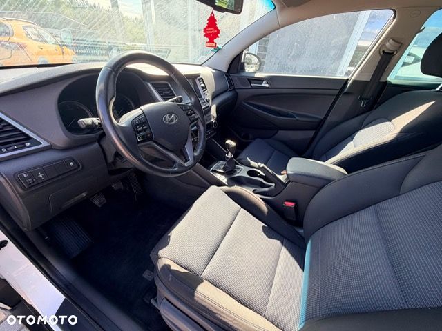 Hyundai Tucson blue 1.7 CRDi 2WD Passion Plus - 11