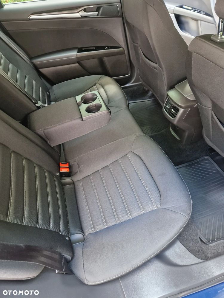 Ford Mondeo - 21