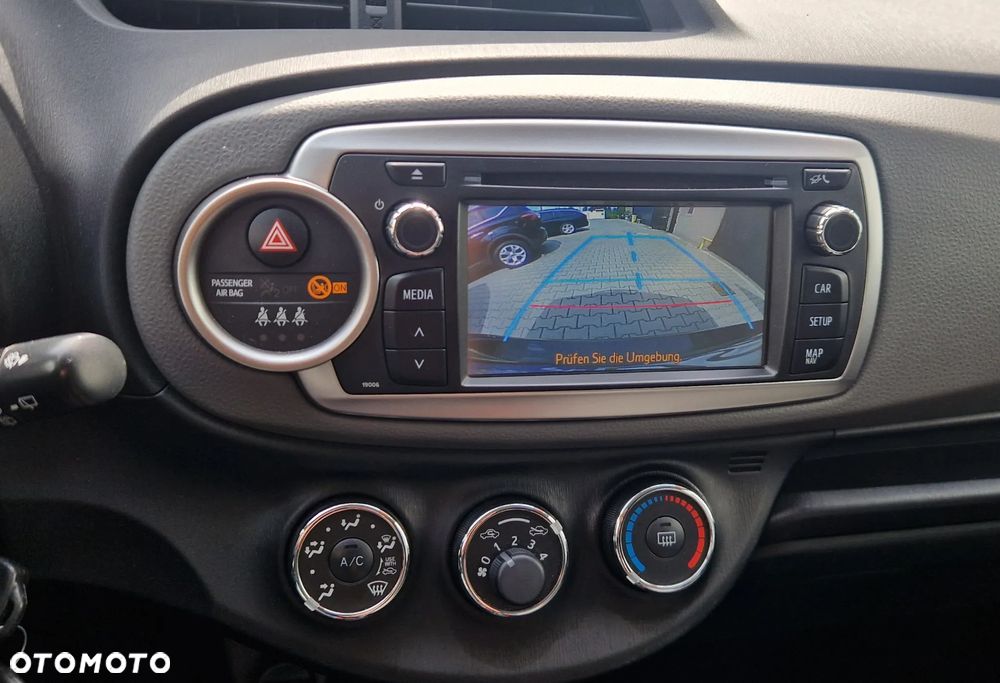 Toyota Yaris 1.0 VVT-i Style - 6