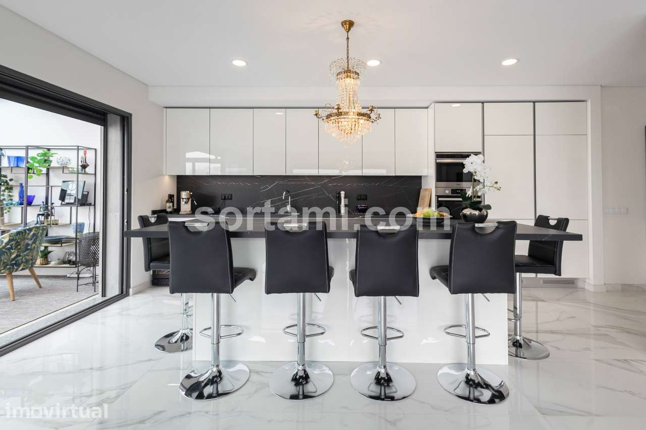 Apartamento T2 Venda em Quarteira,Loulé - Grande imagem: 4/25