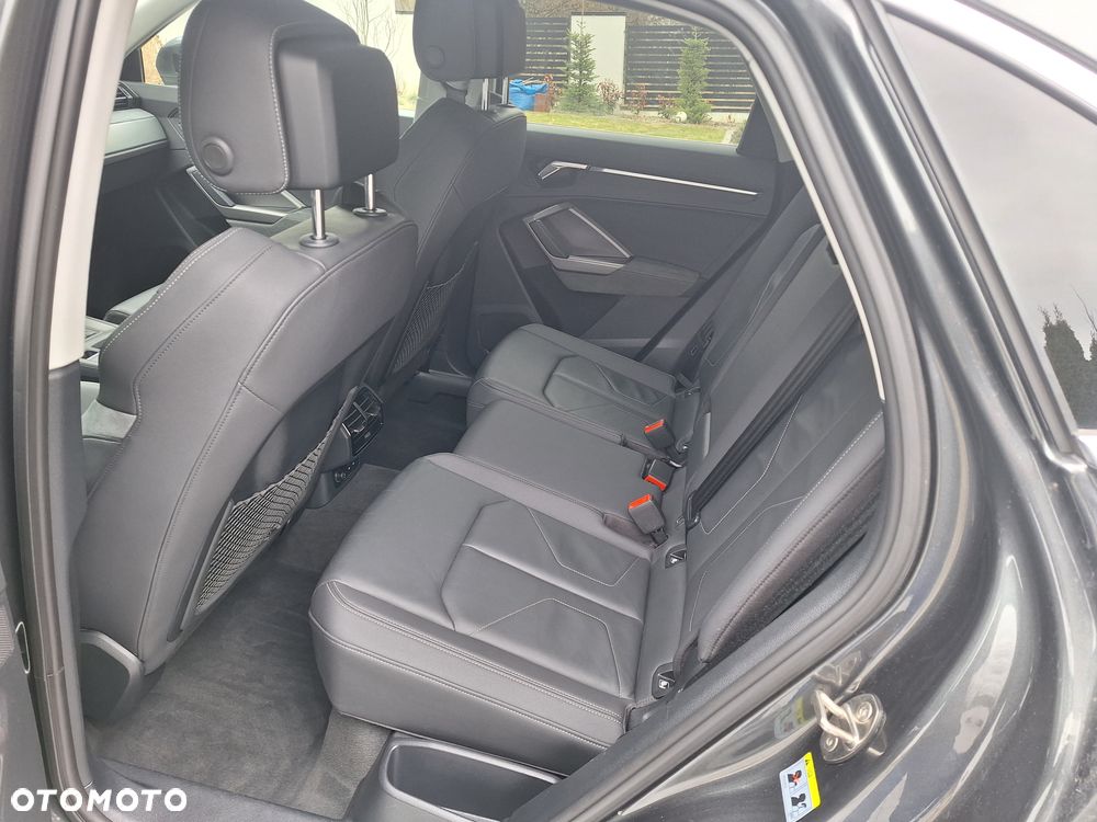 Audi Q3 40 TDI Quattro S Line S tronic - 27