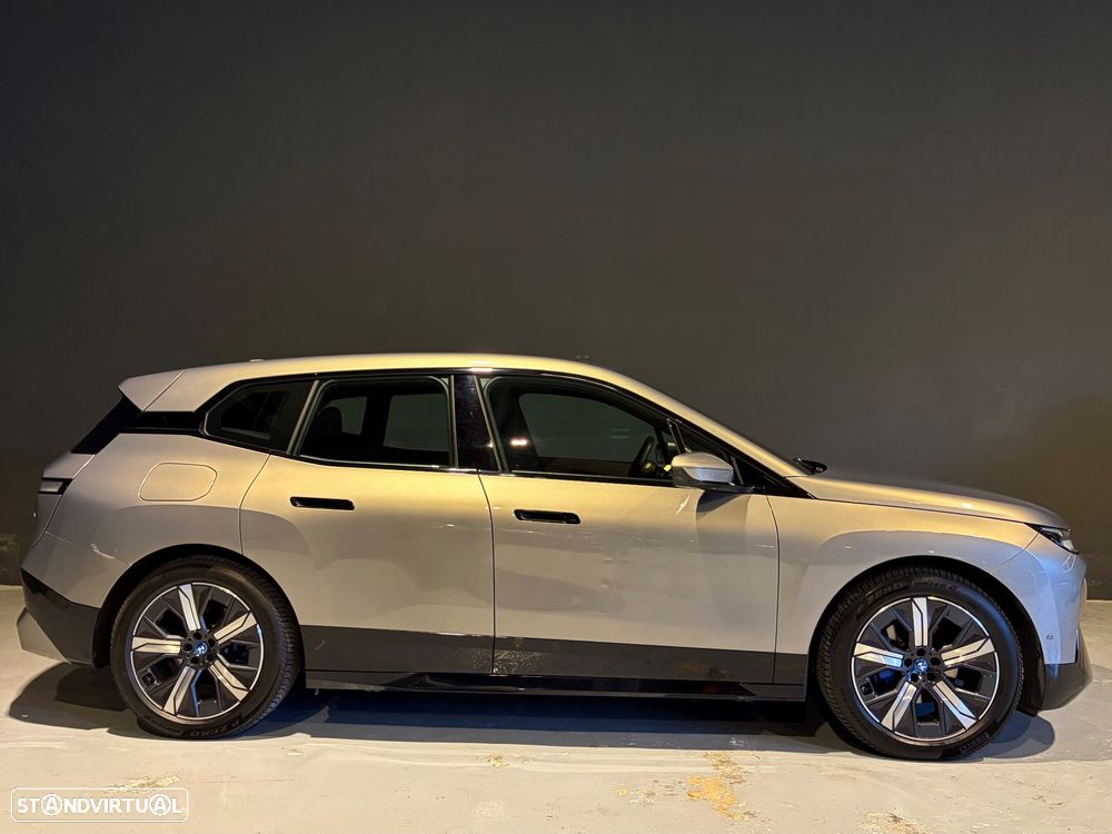 BMW iX xDrive40 - 6