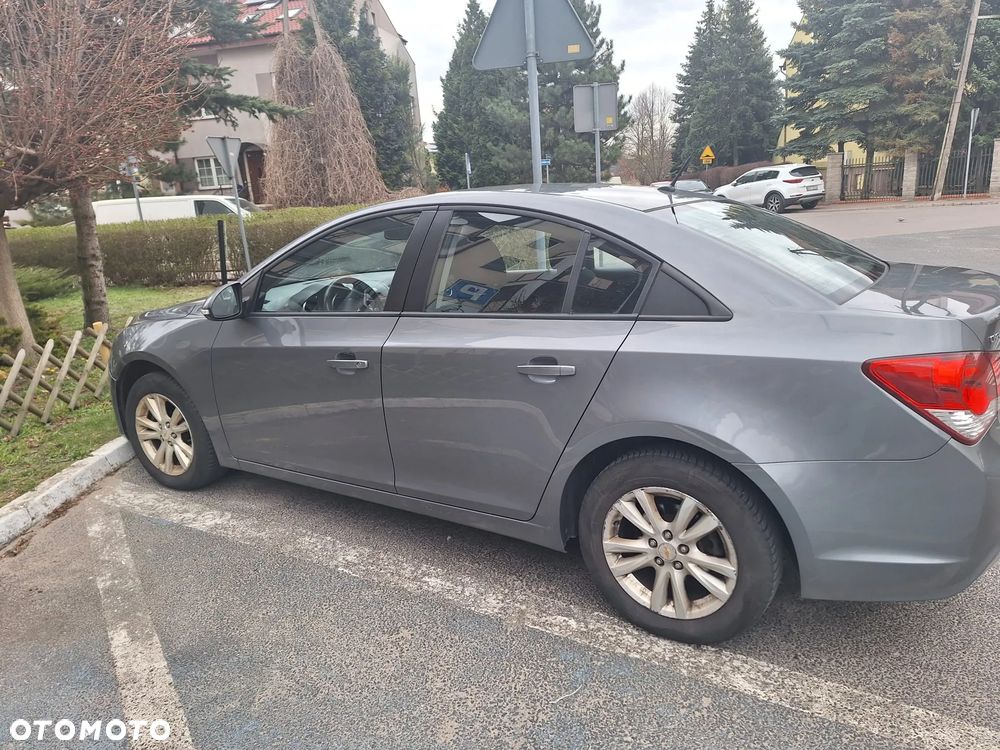 Chevrolet Cruze - 18