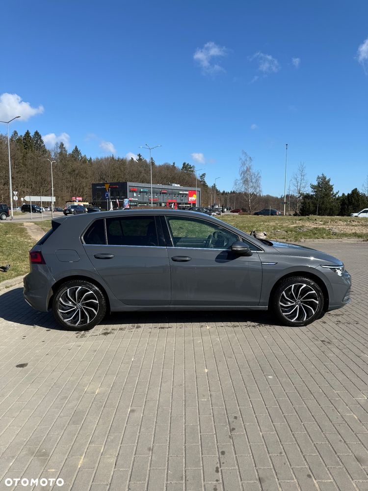 Volkswagen Golf 1.5 eTSI EVO R-Line DSG - 8