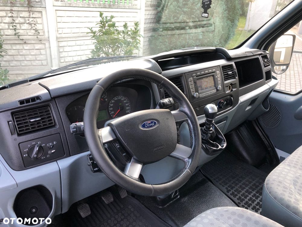 Ford Transit - 8