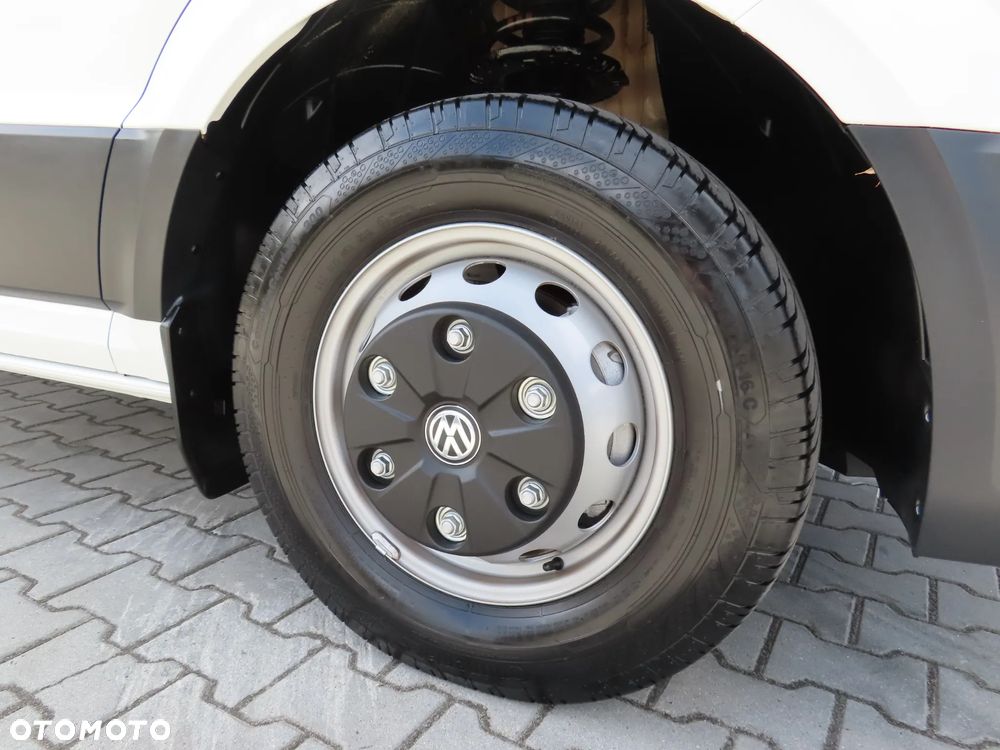 Volkswagen Crafter 50 BiTDI 2.0 177 KM Mroźnia -29 st.C + Winda Załadowcza DHOLLANDIA 750 Kg UDŹWIG, Grube Ściany Chłodnia Boczne Drzwi IGLOOCAR Rozstaw Osi 4490 mm, DMC 3500 Kg, Kat. Prawa Jazdy B, Tylne Koła Bliźniacze WZMACNIANY, Tempomat, Asystent Jazdy Stan Wizualny I Techniczny NOWY Tak Jak Z Taśmy Produkcyjnej Gotowy Dostępny OKAZJA POLECAM - 9