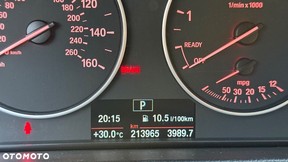 BMW Seria 3 320i - 9