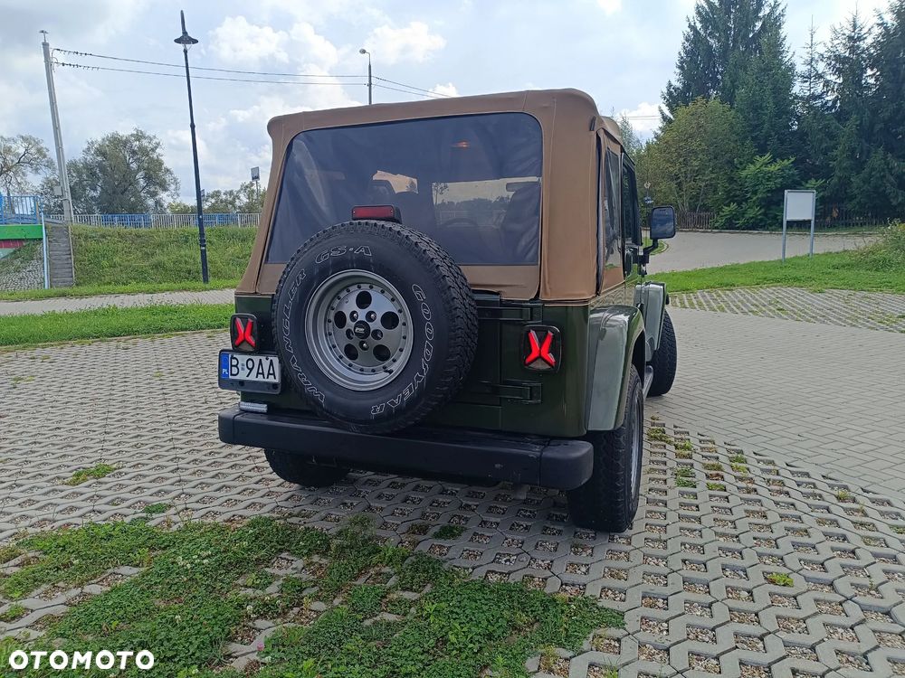 Jeep Wrangler 4.0 Automatik Sahara - 11