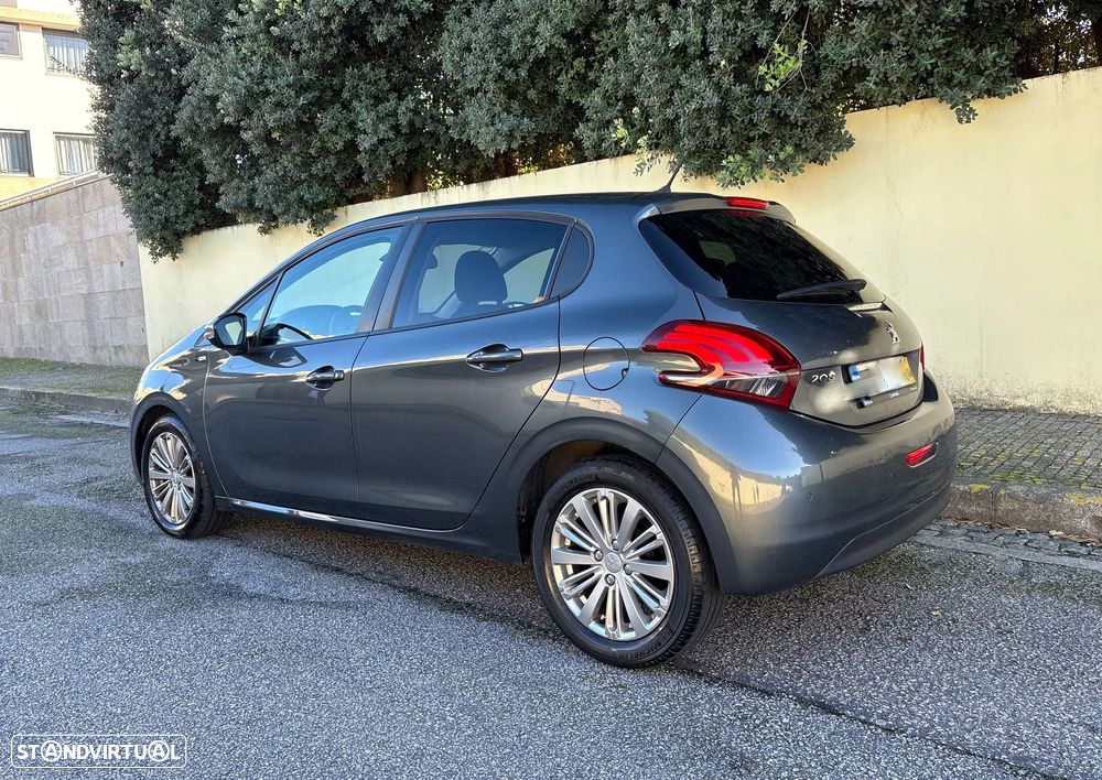 Peugeot 208 1.6 BlueHDi Style - 2