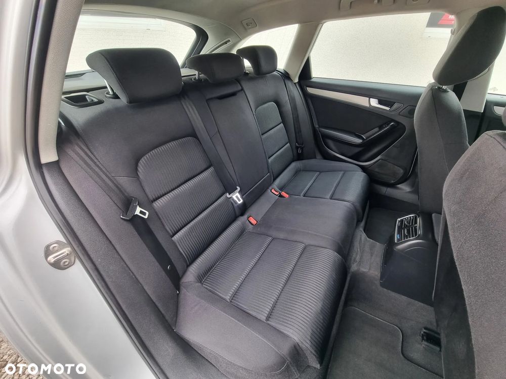 Audi A4 Avant 2.0 TDI - 12