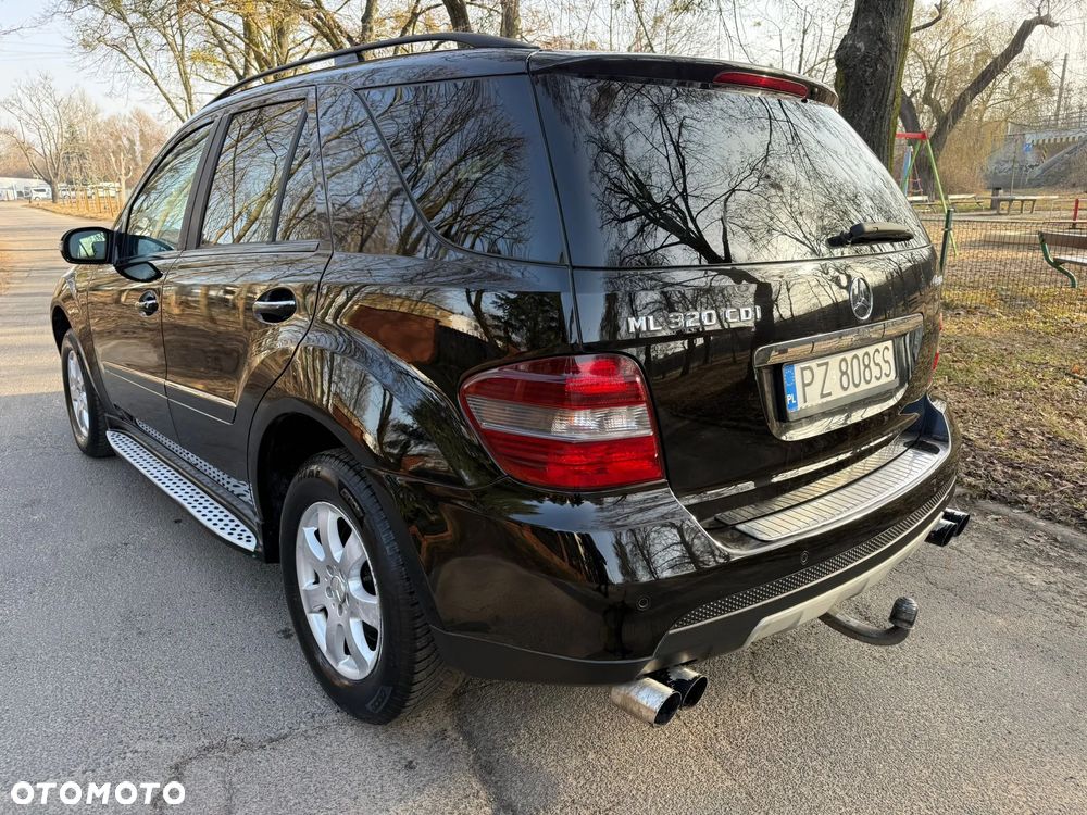 Mercedes-Benz ML - 16