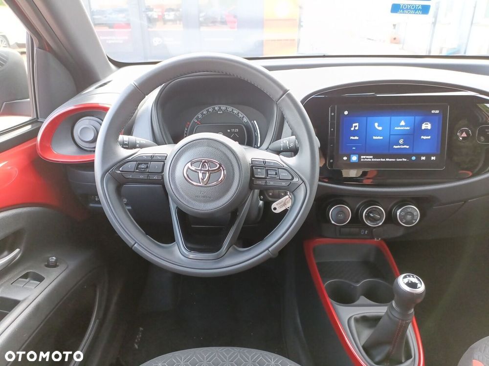 Toyota Aygo X - 15