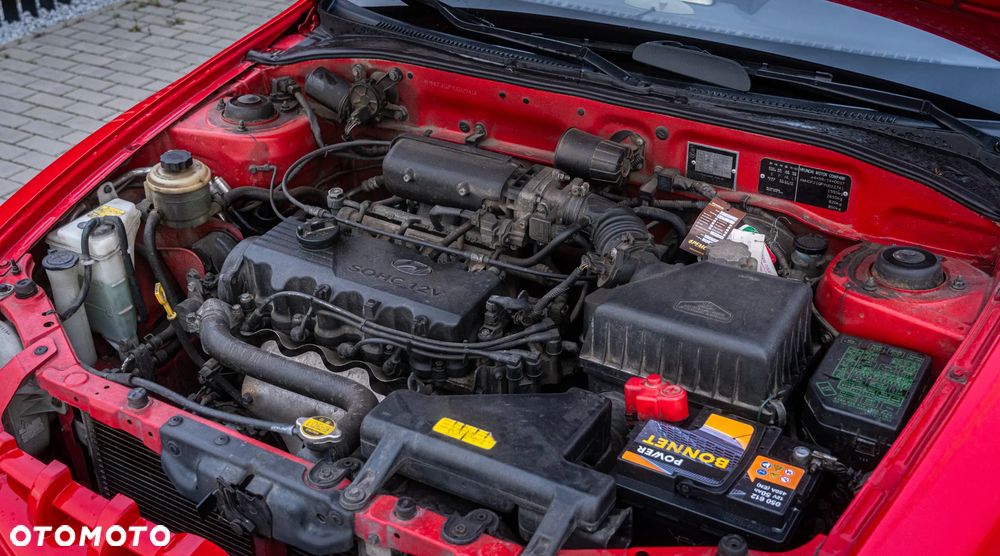 Hyundai Accent - 16