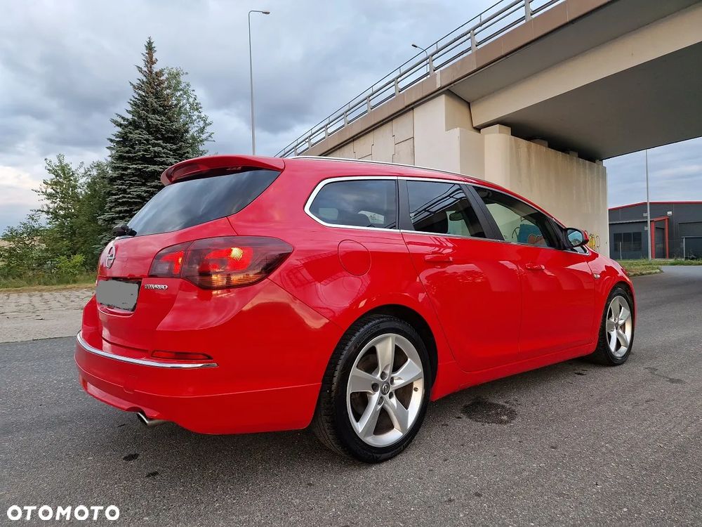 Opel Astra IV GTC 2.0 CDTI Bi-Turbo S&S - 6