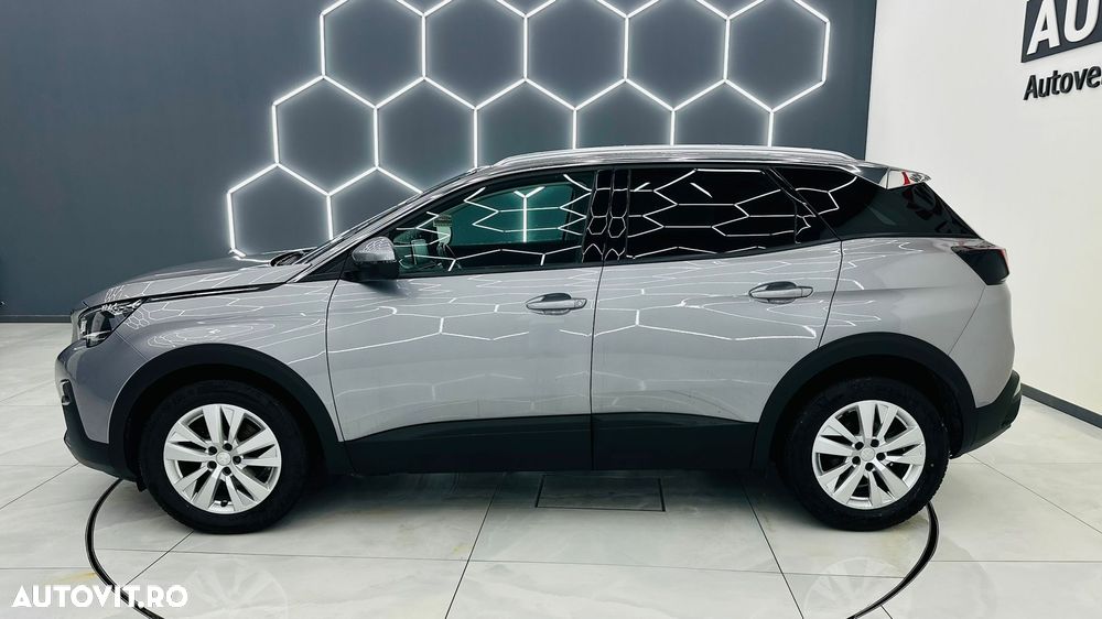 Peugeot 3008 1.2 PureTech Turbo S&S Active - 33