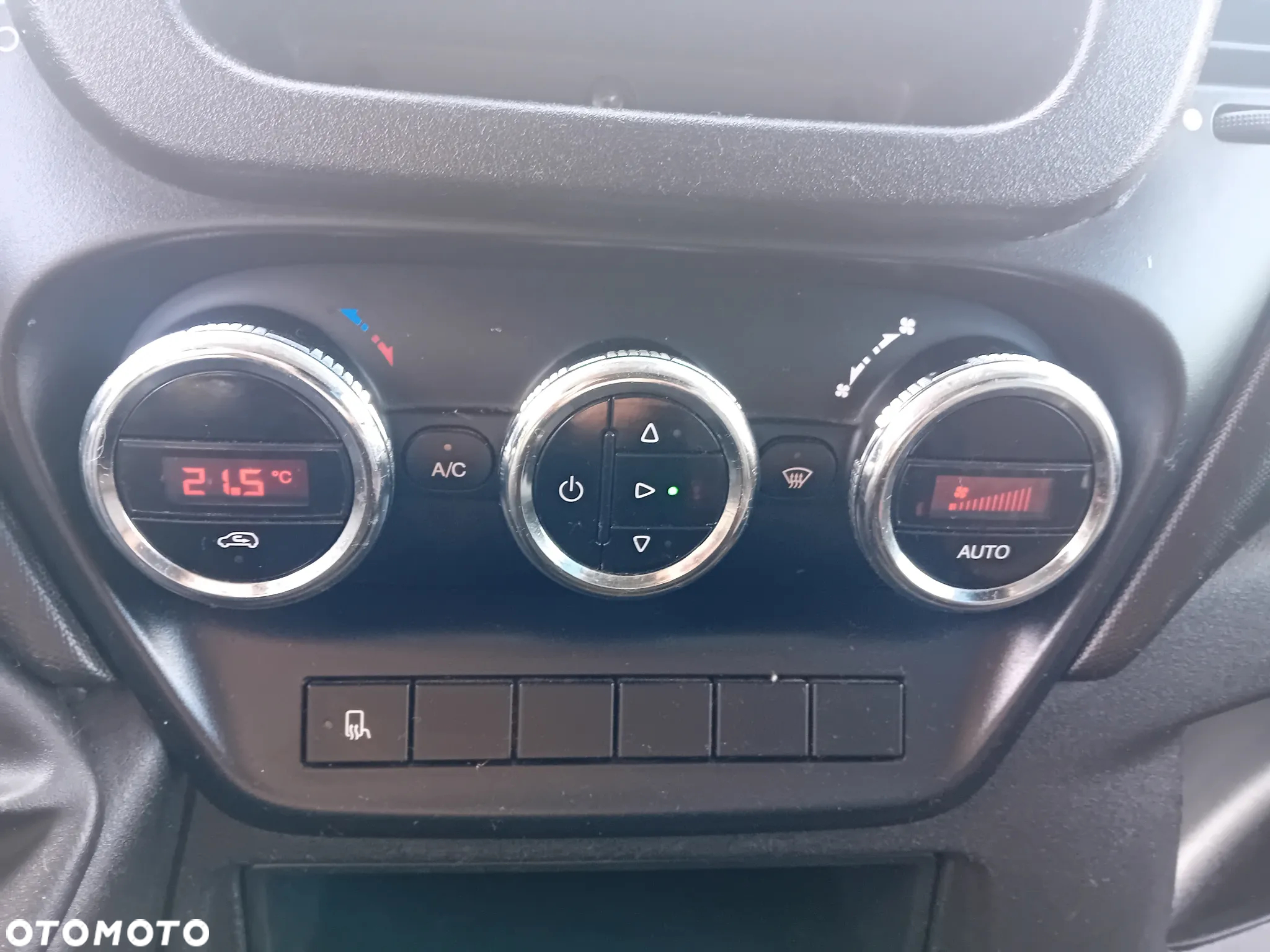 Iveco Daily Brygadówka - 24