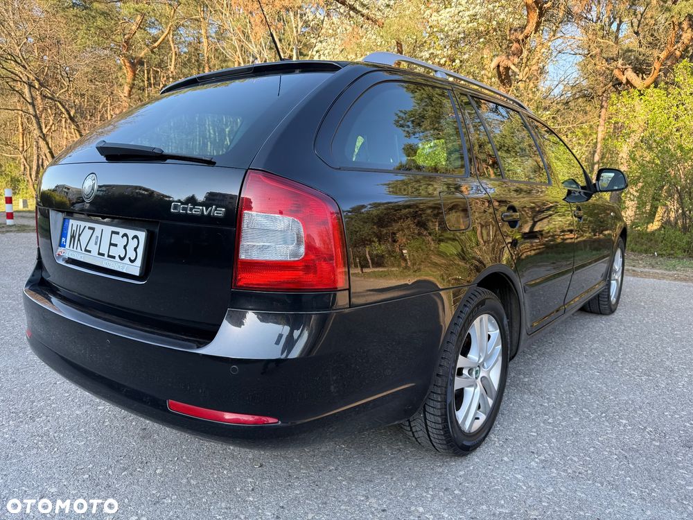 Skoda Octavia 1.8 TSI DSG Laurin & Klement - 7