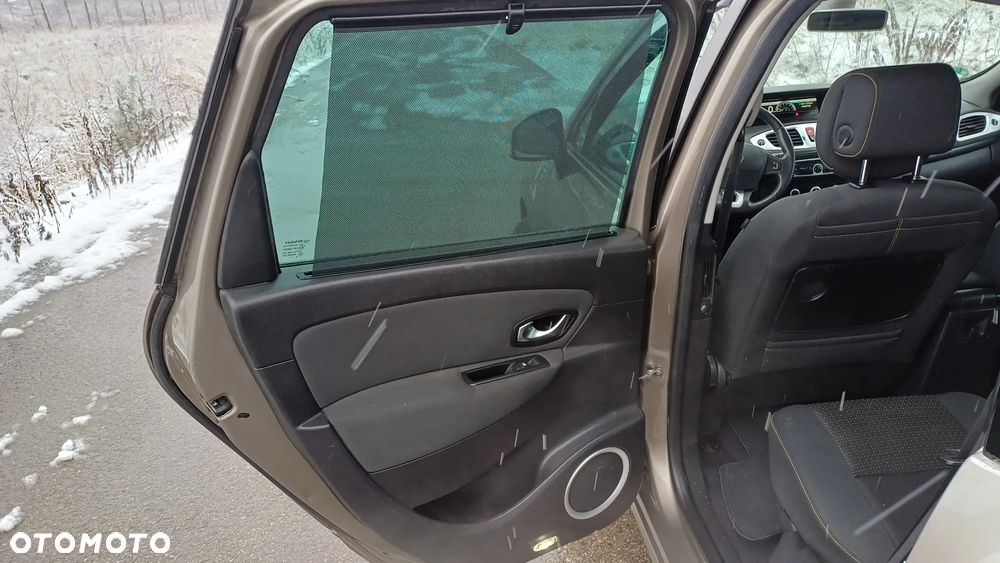Renault Scenic - 21