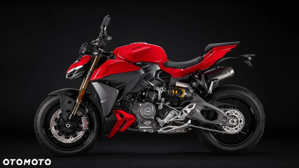 Ducati Streetfighter V2 - 2