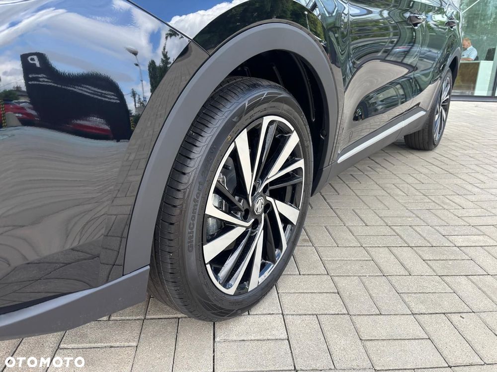 MG ZS Hybrid+ 1.5 HEV+ Exclusive - 10