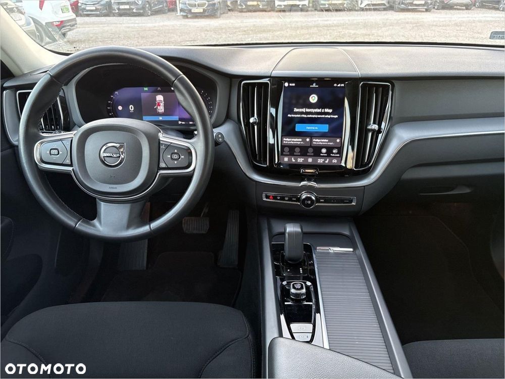 Volvo XC 60 B4 B Momentum Pro - 12