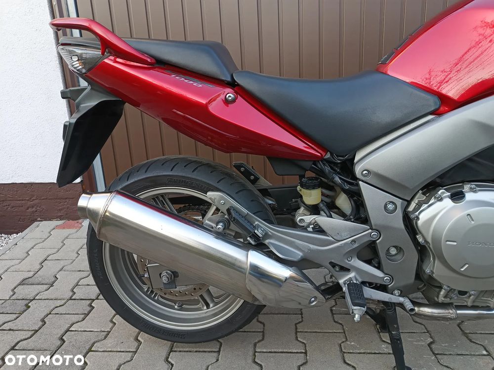 Honda CBF - 10