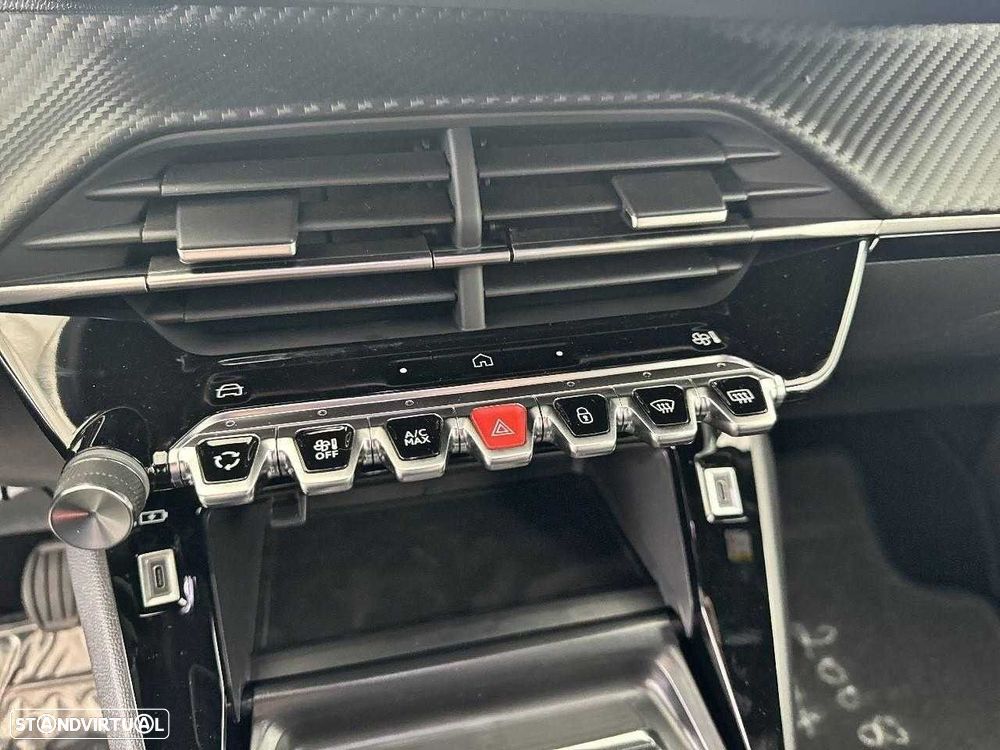 Peugeot 2008 1.2 PureTech Allure - 15