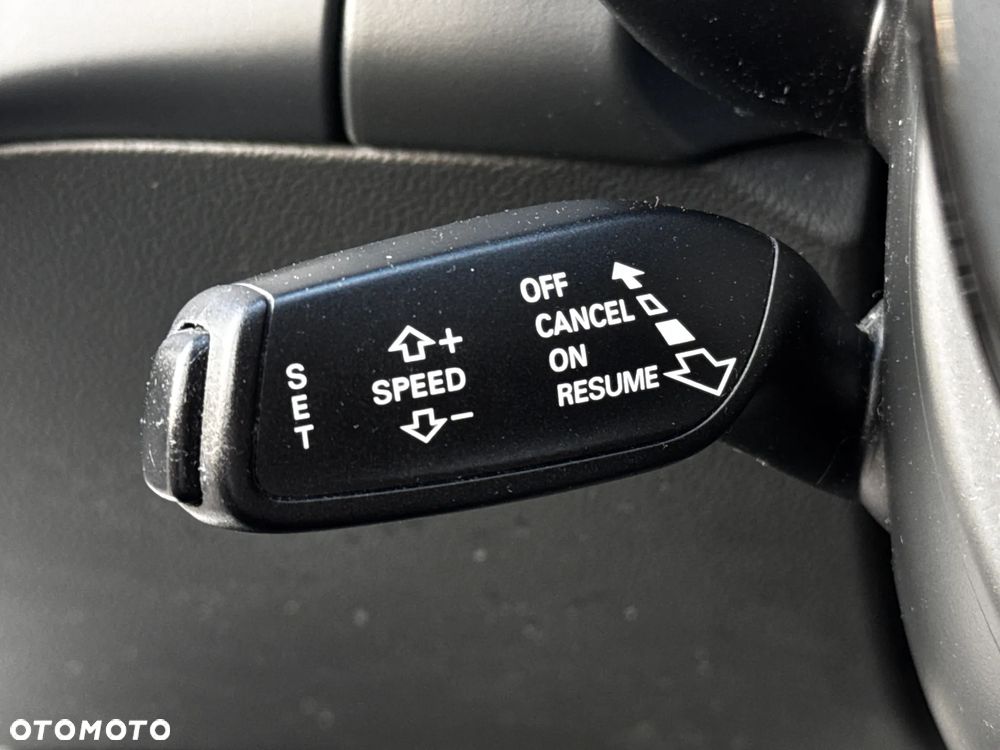 Audi A4 Limousine 2.0 TDI DPF S line Sportpaket - 22