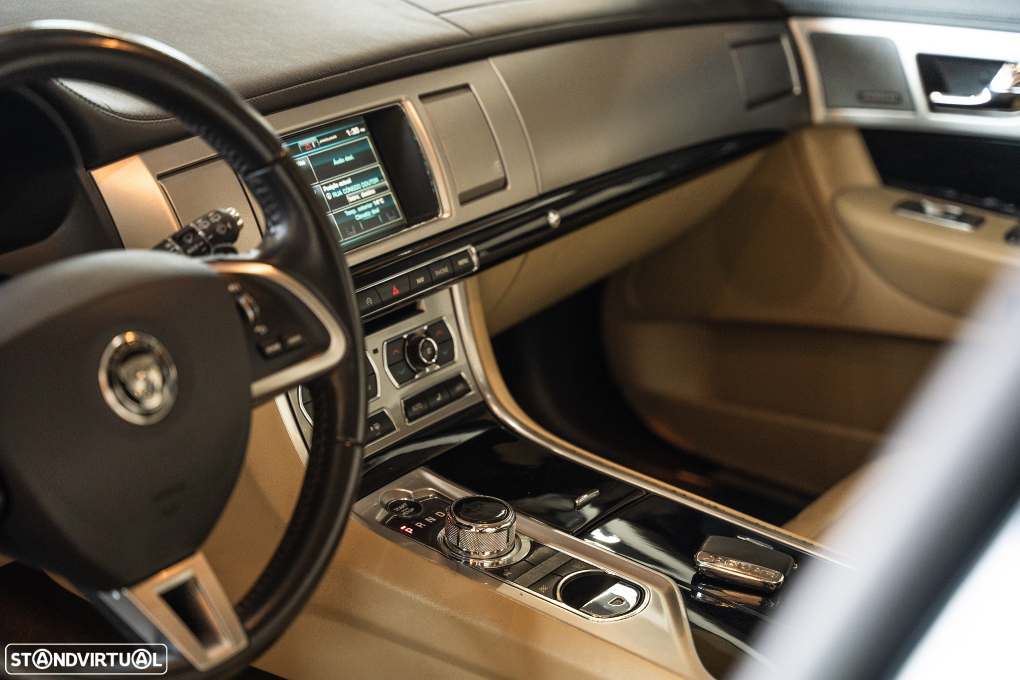Jaguar XF Sportbrake 3.0 D V6 Premium Luxury - 8