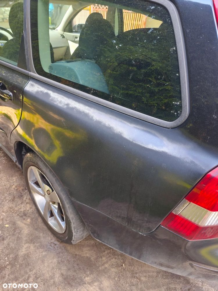 Volvo V50 1.8 - 9