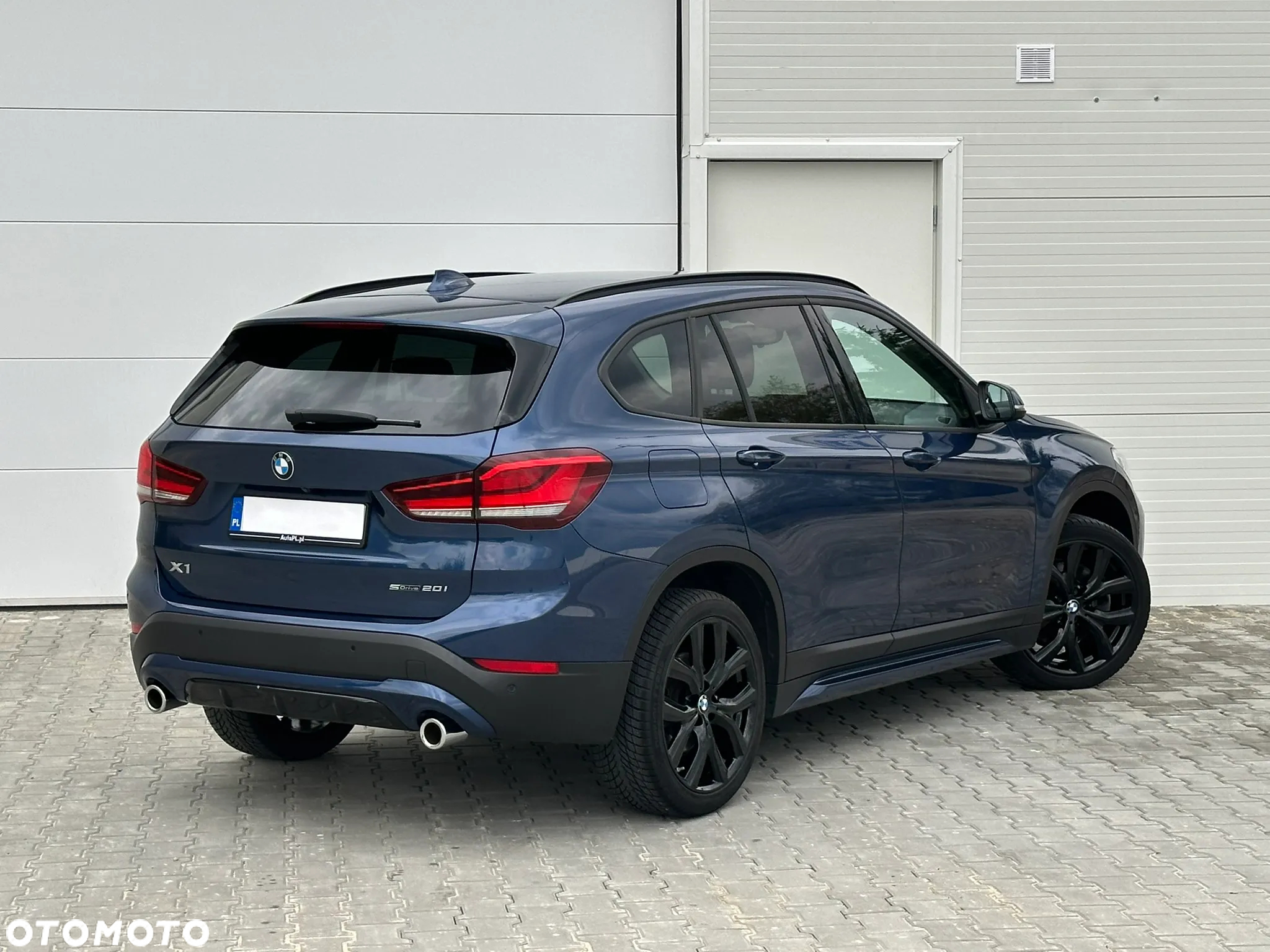 BMW X1 sDrive20i Sport Line - 13