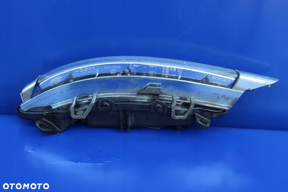 Halogen prawy lampa LED DRL Mercedes CL W216 C216 W221 C218 Lif A2218201856 - 8