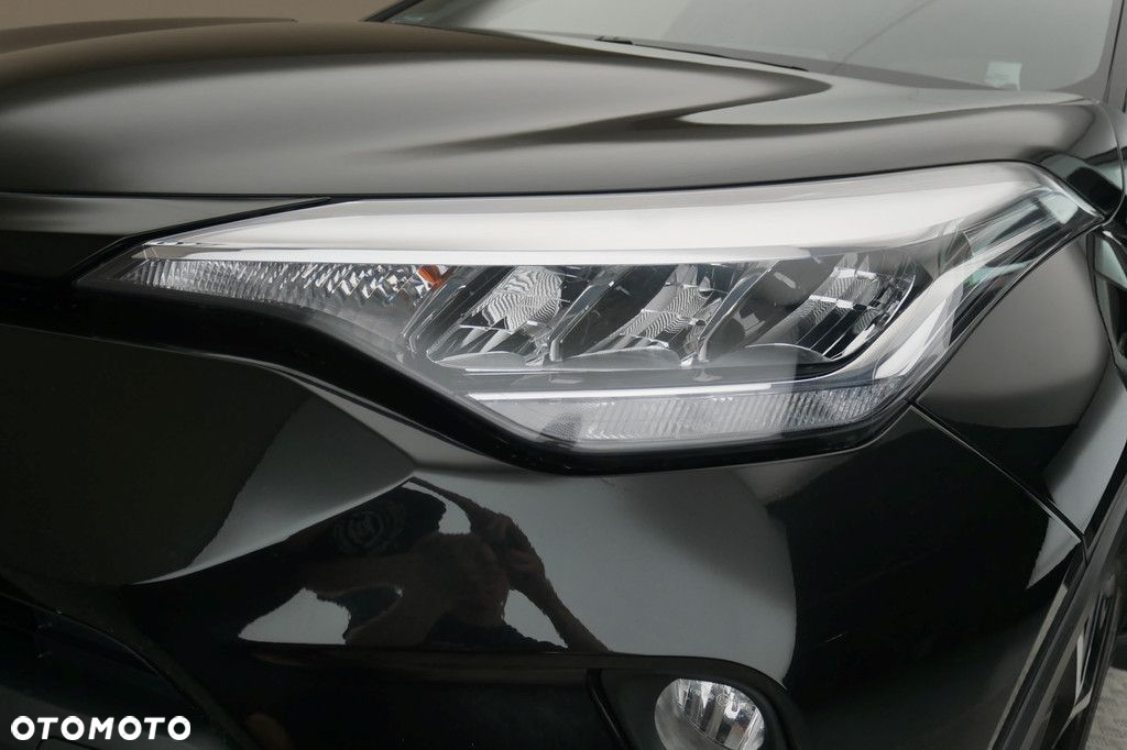 Toyota C-HR - 13