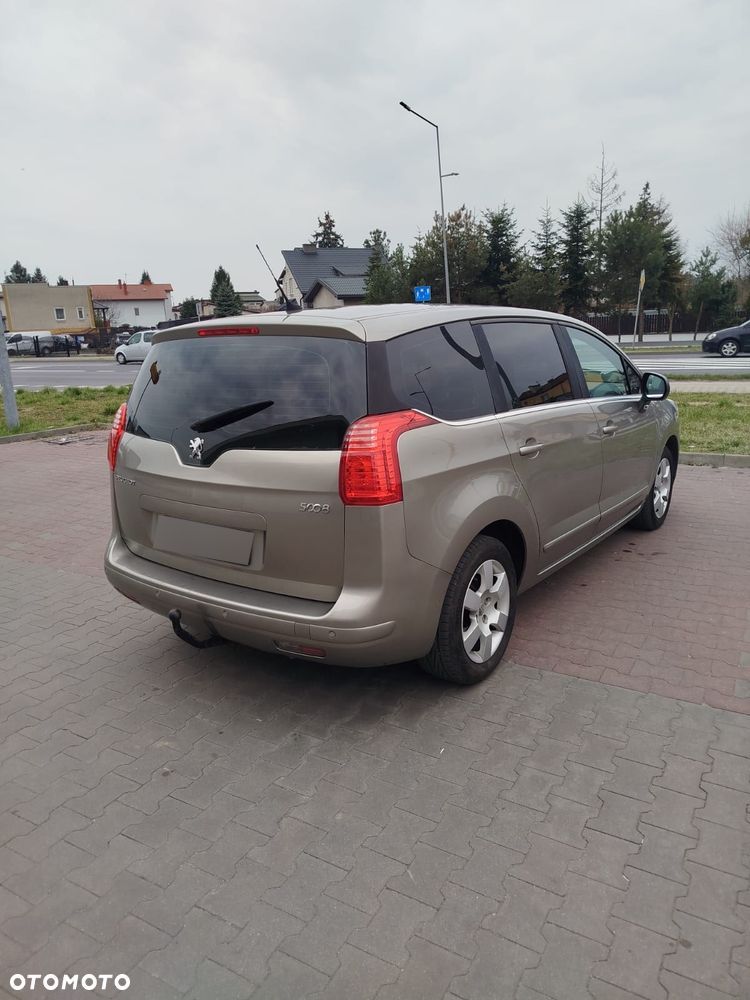 Peugeot 5008 2.0 HDi Active - 3