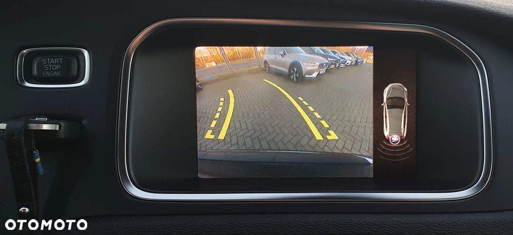 Volvo V40 Cross Country T3 Drive-E Dynamic Edition - 23