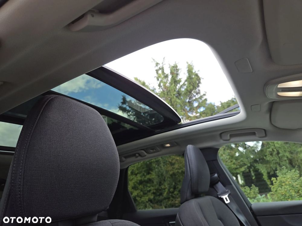 Volvo XC 60 B4 D Geartronic Momentum Pro - 34