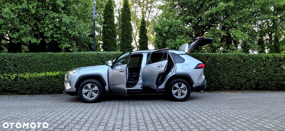 Toyota RAV4 2.5 Hybrid Black Edition by JBL 4x2 - 5