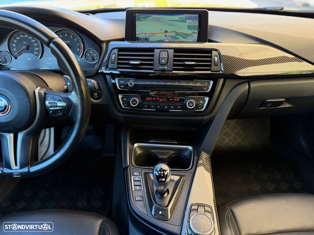 BMW M4 Auto - 26