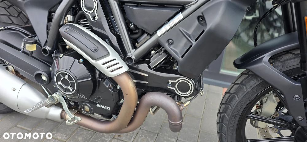 Ducati Scrambler - 10