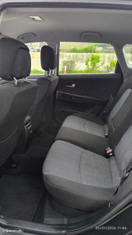 Kia Ceed 1.6 CRDi EX Eco - 32