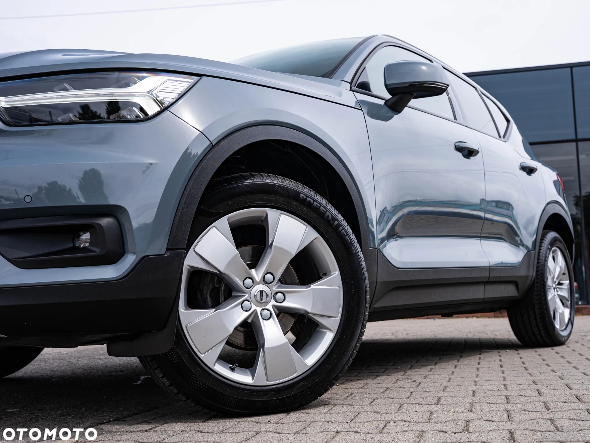 Volvo XC 40 D3 SCR Momentum Core - 19